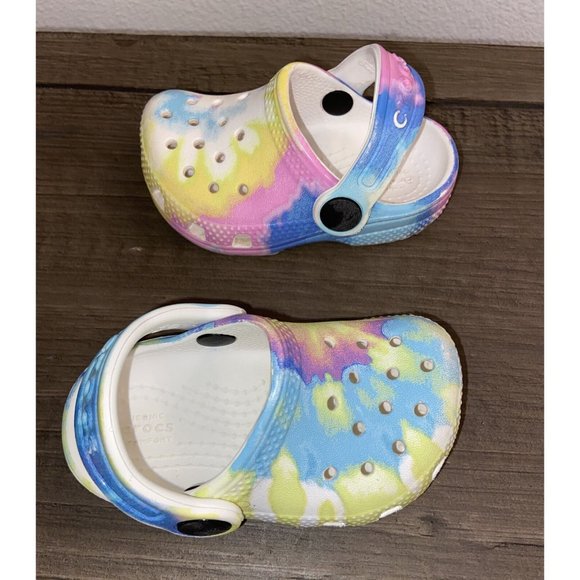 Crocs Unisex Shoes Kids 4C Classic Tie Dye Graphic Slip- on Clogs 205451 - Picture 4 of 11